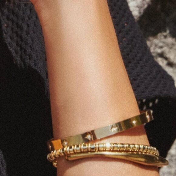 Chunky Bangle Bracelet Sparkle Cuff Bracelet Waterproof Gold w/ Cubic Zirconia - Picture 12 of 12